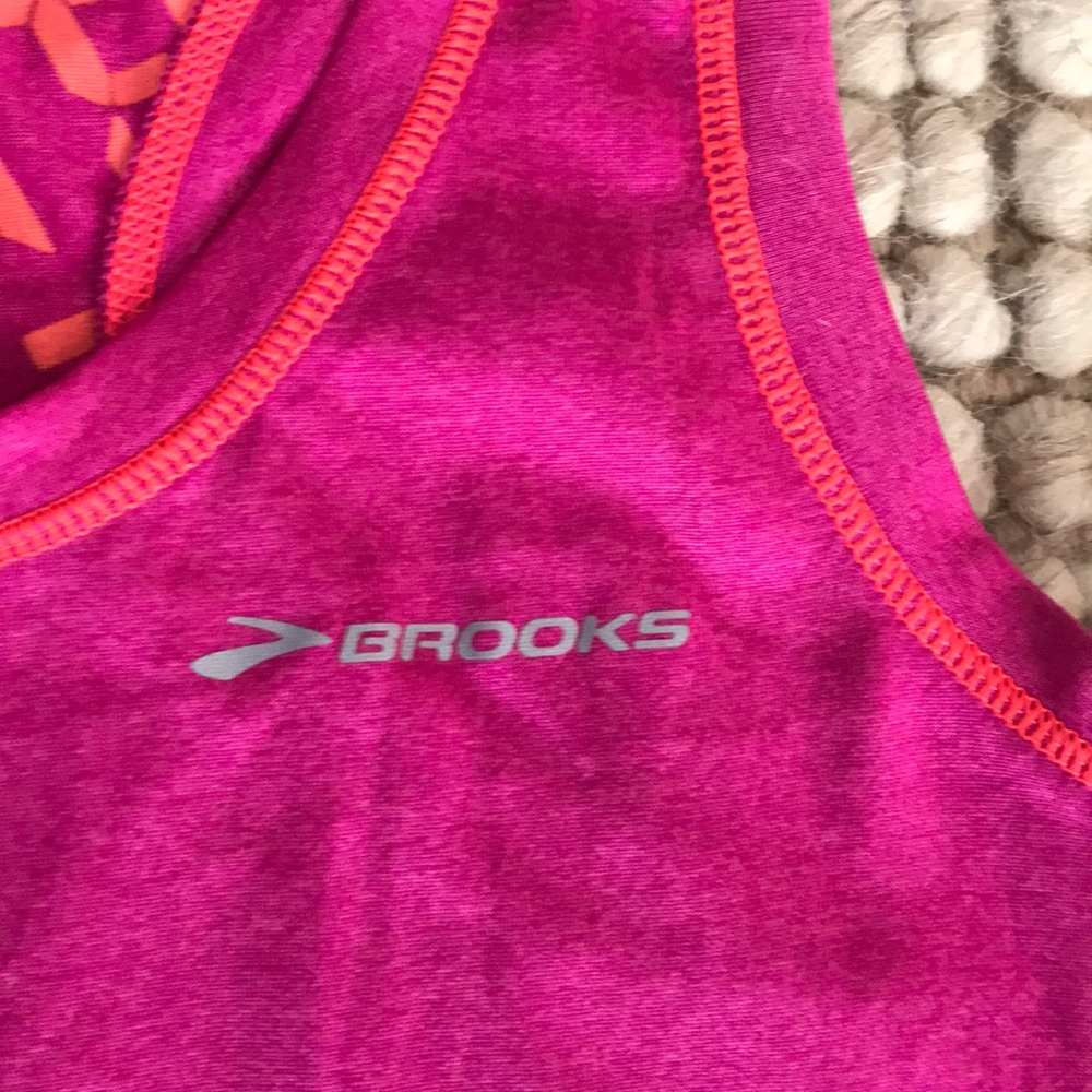 Brooks running racerback tank top size XS